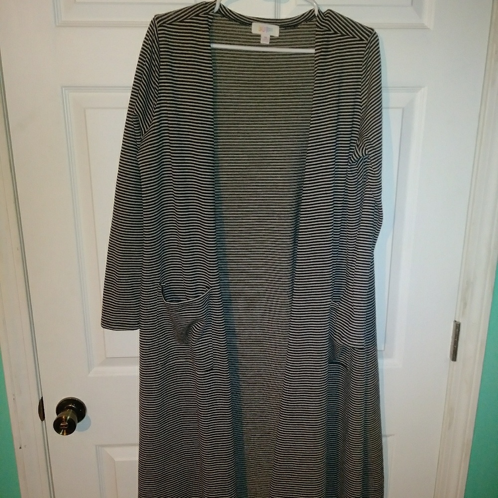 *DONATED* Lularoe Sarah